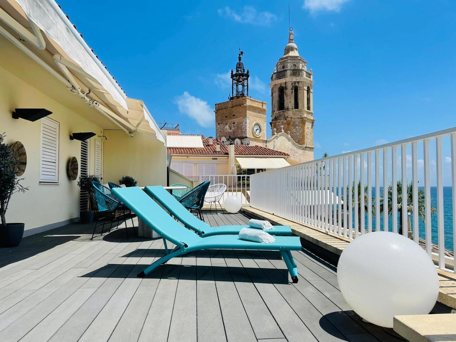 Atico Con Fantasticas Vistas Al Mar Y La Iglesia Appartement Sitges